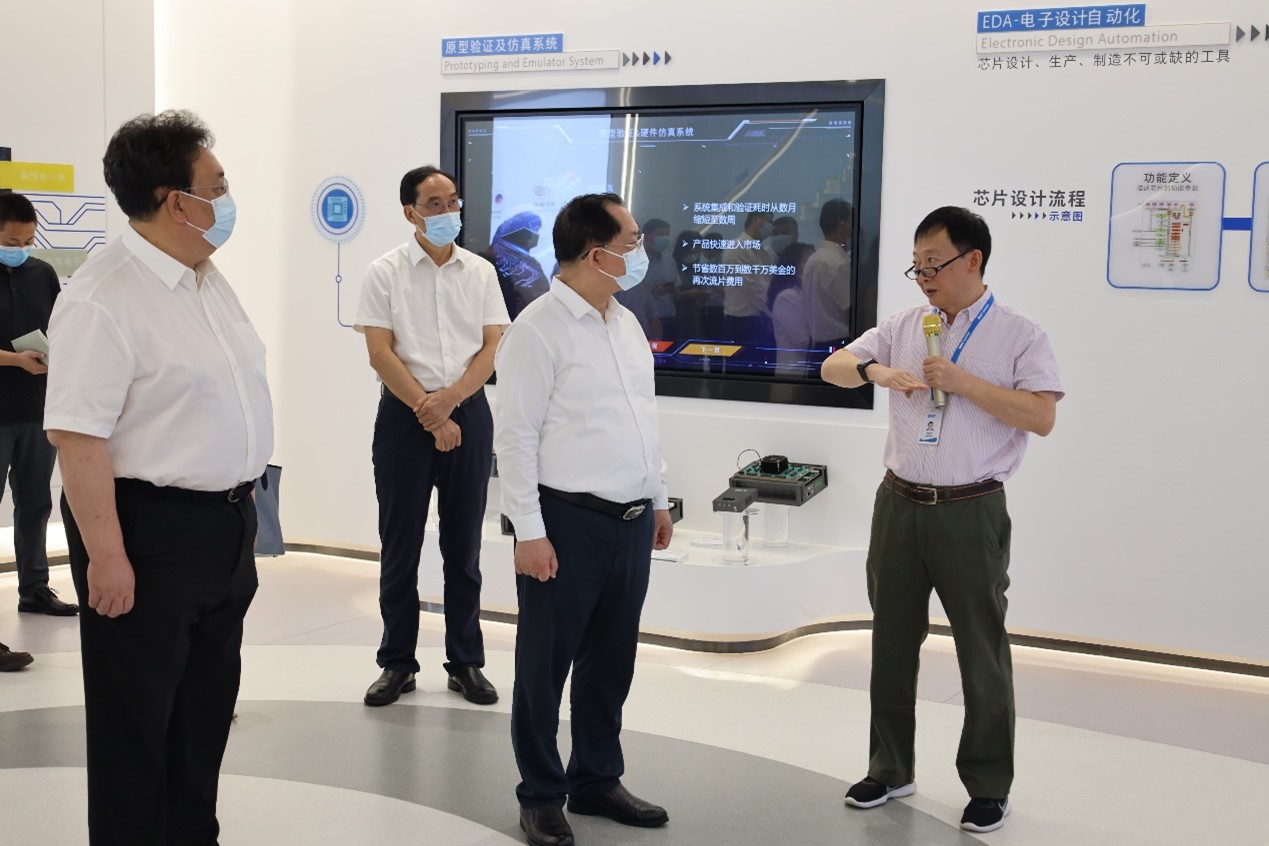 深圳市人大常委会骆文智主任一行赴fun88乐天使集团调研